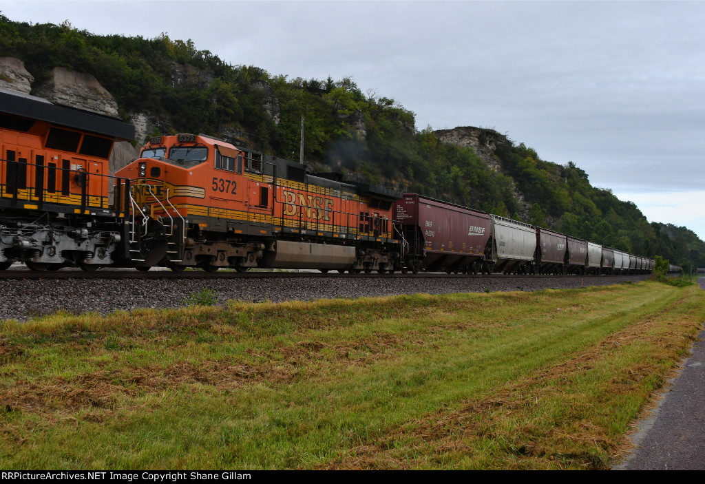 BNSF 5372 Roster shot